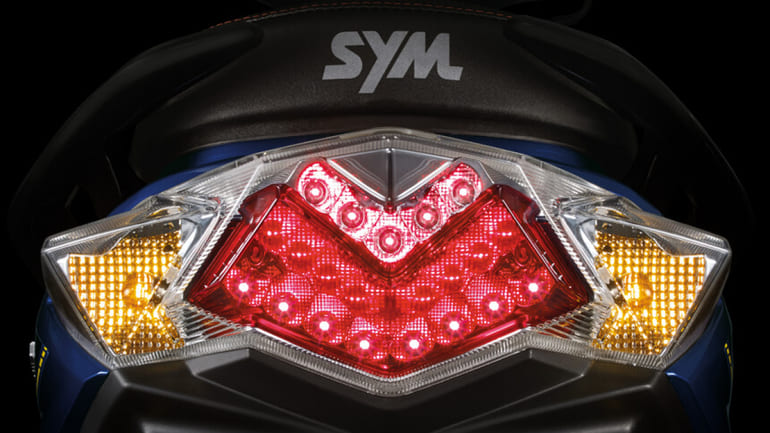 車尾燈-SYM Z1 Attila 125
